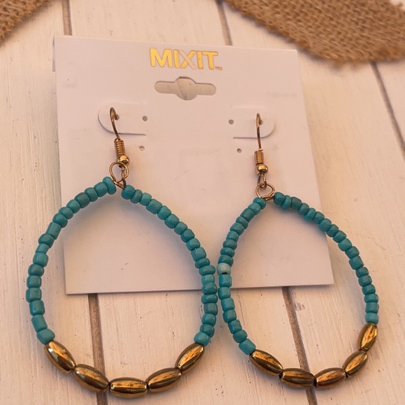 Beautiful Blue and Gold MixIt Earrings - Picture 5 of 8